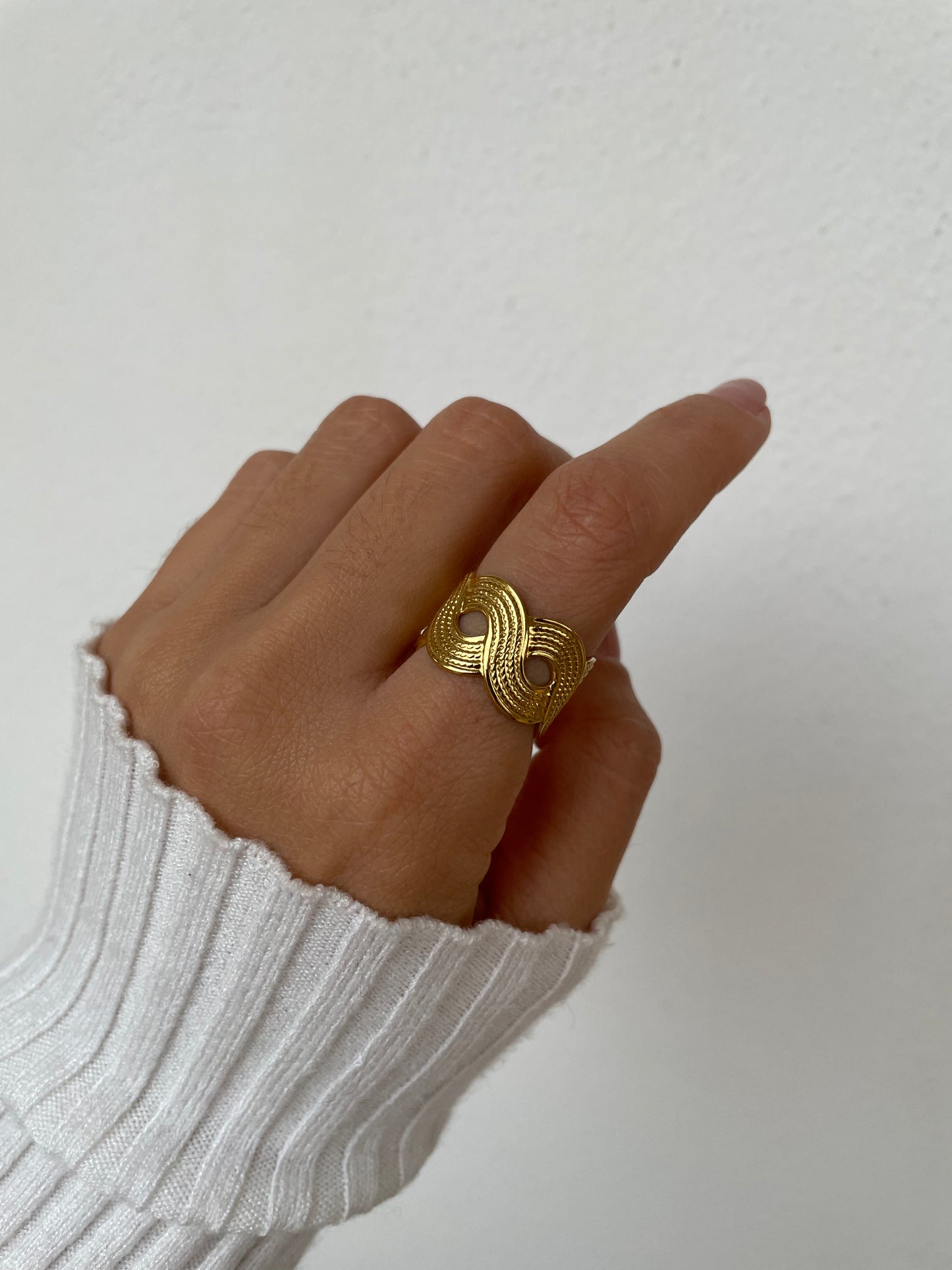 Anillo Juliene