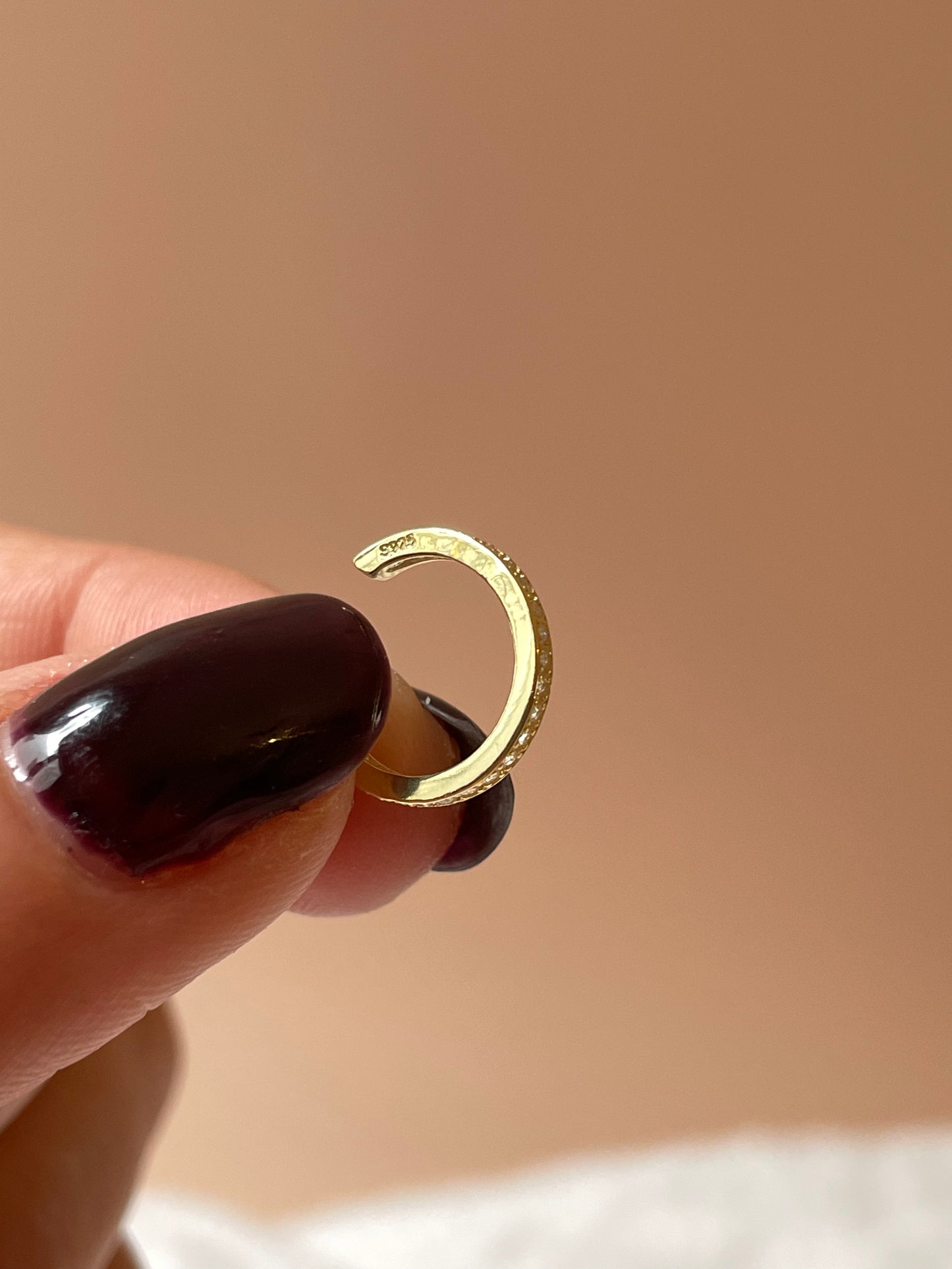 Cuff Dainty