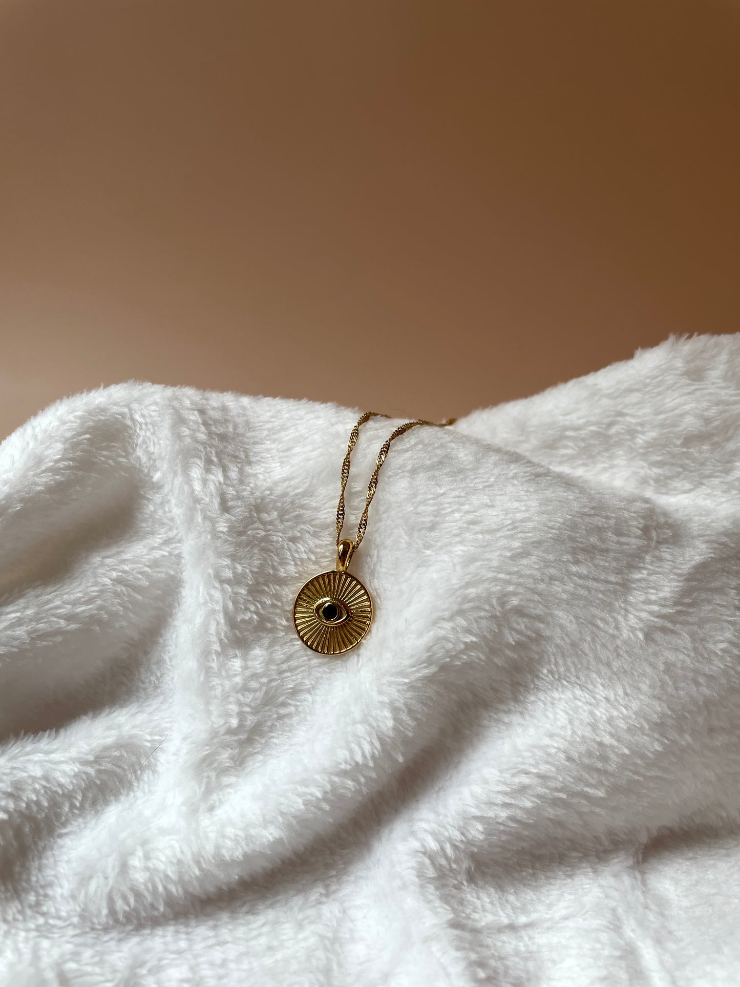 Collar Ojo Turco