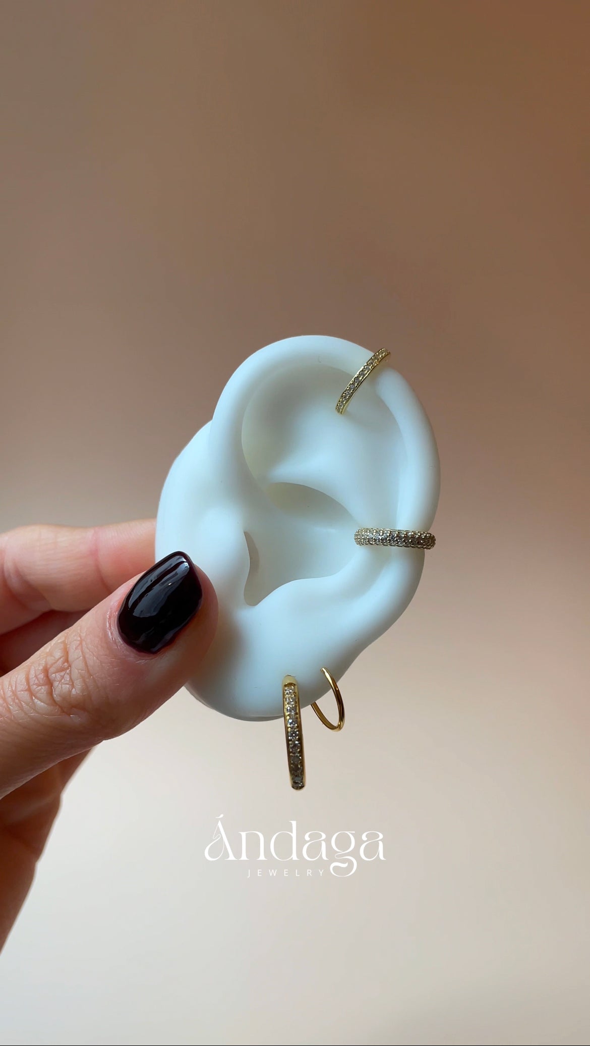 Cuff Dainty