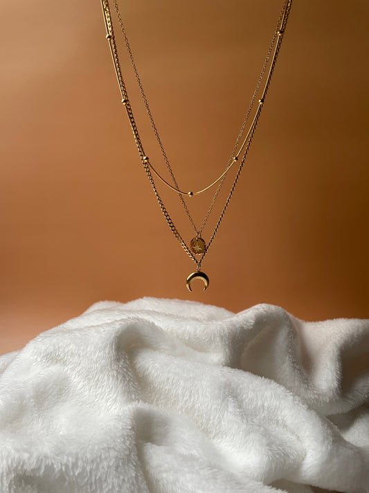 Collar Moon