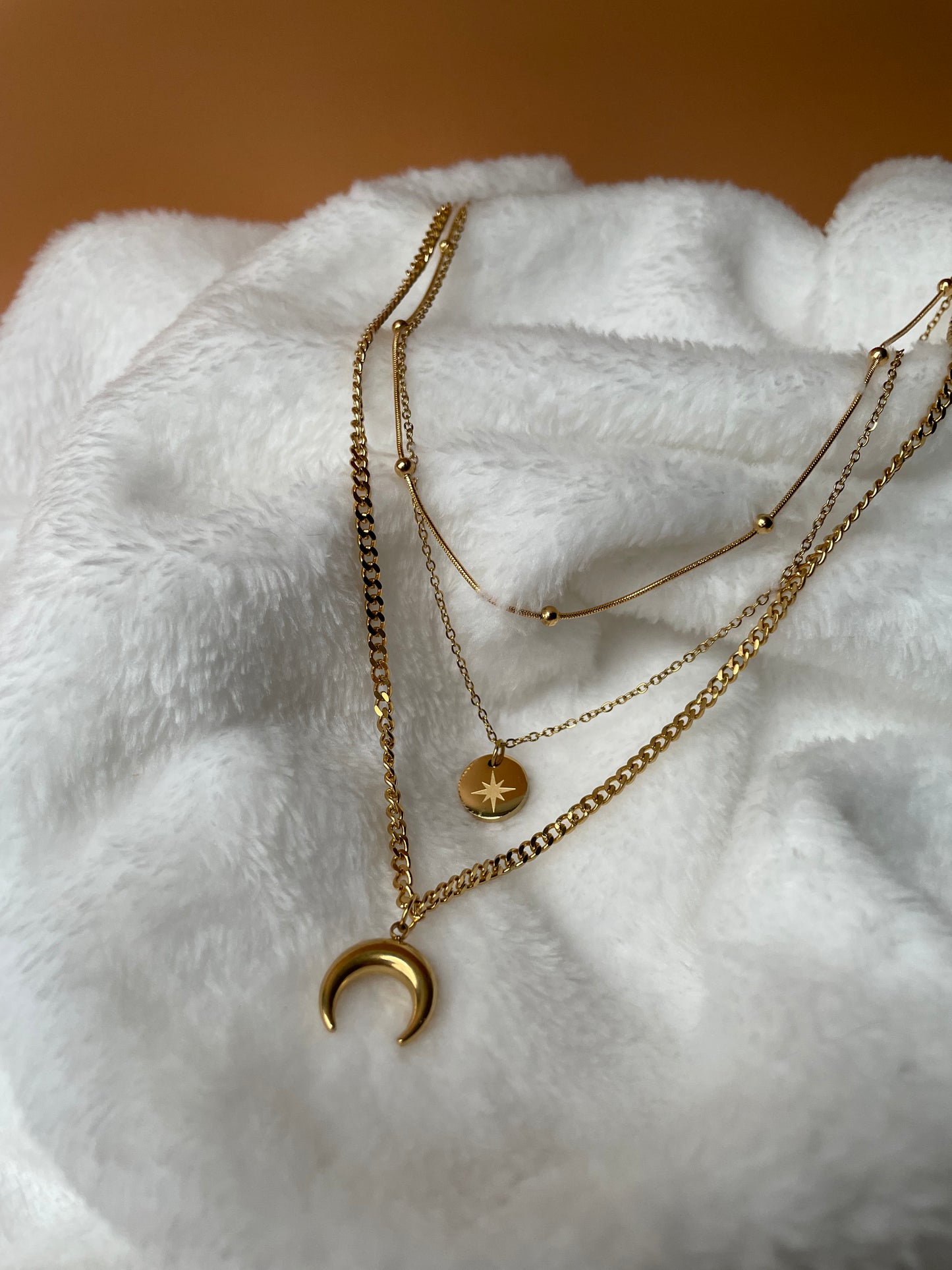 Collar Moon